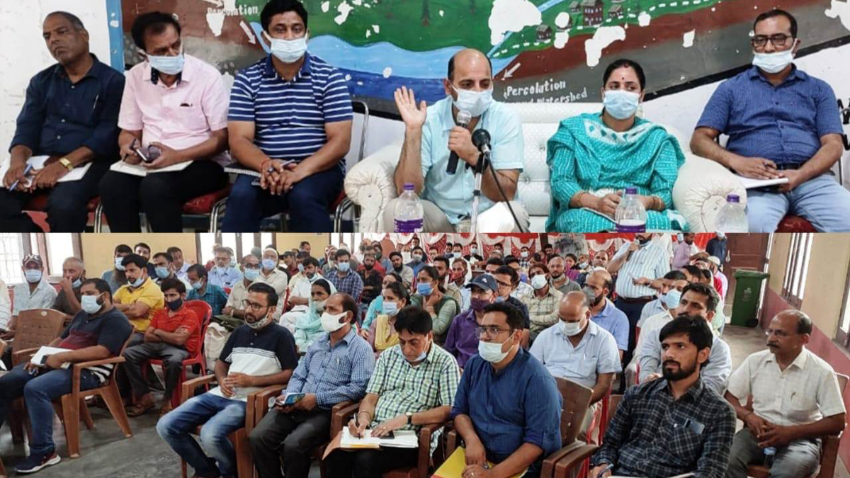 Ramban, Deputy Commissioner Ramban, Mussarat Islam, Mussarat ul-Islam, Kashmir, Jammu And Kashmir, Jammu & Kashmir, Block Diwas, Jan Abhiyan Camp, Jan Abhiyan, Jan Sunvayi, Jan Abhiyan, Jan Adhikar, Awami Muhim, Jan Abhiyan Program, Mega Block Diwas, Weekly Block Diwas
