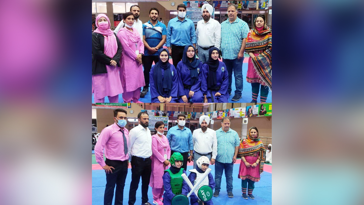 Srinagar, Deputy Commissioner Srinagar, Mohammad Aijaz Asad, Jammu, Kashmir, Jammu And Kashmir, Jammu & Kashmir, Har Ghar Tiranga Campaign