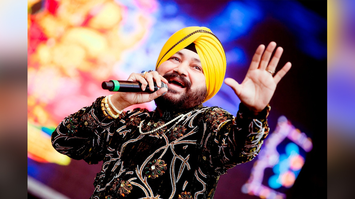 Daler Mehndi, Daler Mehndi Arrest, Daler Mehndi Human Trafficking Case, Daler Mehndi Arrested, Pigeon Pelting Music Bands, Daler Mehndi Arrest News, Daler Mehndi Arrest Reason, Singer Daler Mehndi News