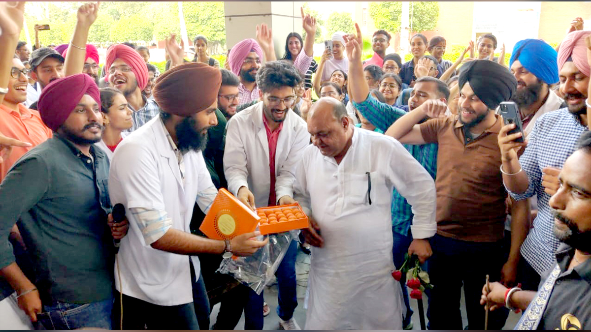 Laljit Singh Bhullar, AAP, Aam Aadmi Party, Aam Aadmi Party Punjab, AAP Punjab, Government of Punjab, Punjab Government, Gurpreet Bassi Gogi, Deputy Commissioner Surabhi Malik