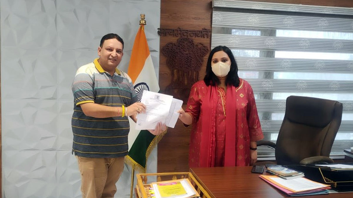 Udhampur, DDC Udhampur, District Development Commissioner Udhampur, Krittika Jyotsna, Kashmir, Jammu And Kashmir, Jammu & Kashmir, Building Other Construction Workers Welfare Board, BOCWWB