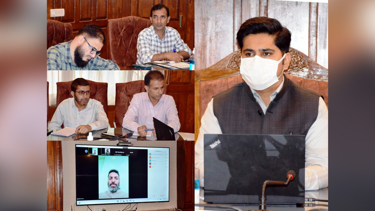 Deputy Commissioner Bandipora, Dr Owais Ahmad, Bandipora, Kashmir, Jammu And Kashmir, Jammu & Kashmir