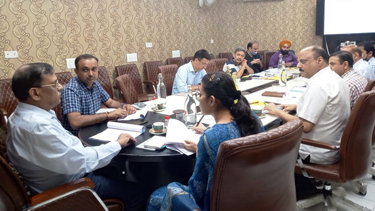 Jammu, DDC Jammu, Avny Lavasa, Ramesh Kumar, Divisional Commissioner Jammu, Kashmir, Jammu And Kashmir, Jammu & Kashmir, District Administration Jammu