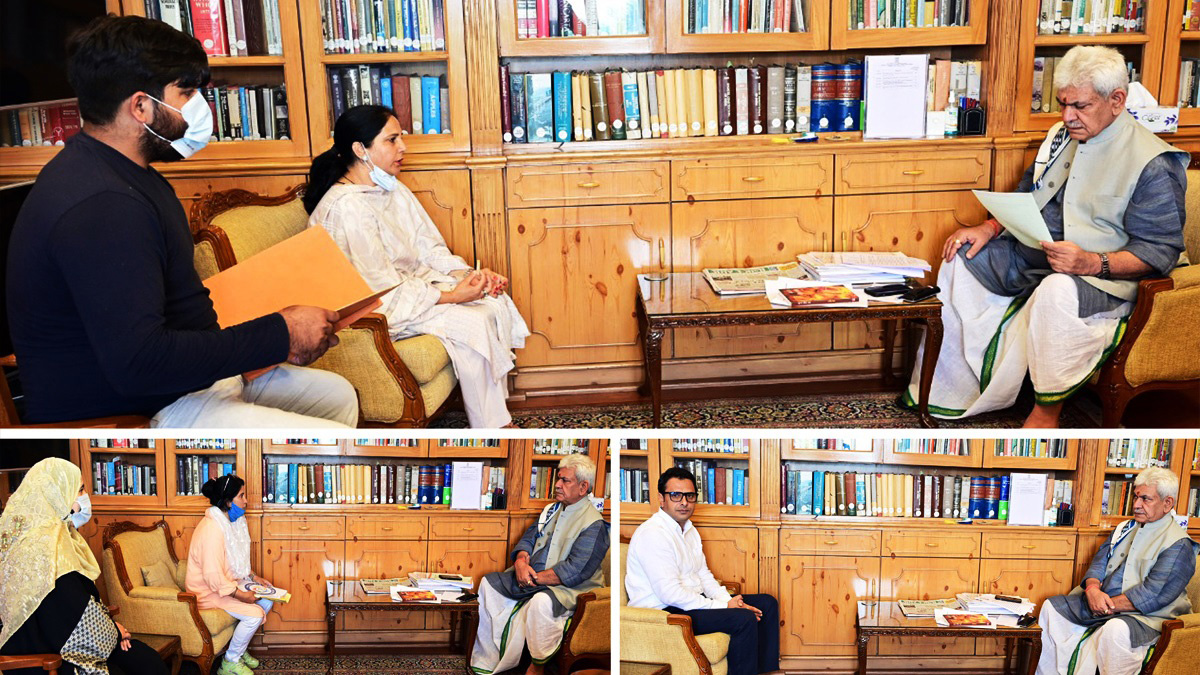 Manoj Sinha, Lieutenant Governor J&K, Raj Bhavan, Jammu, Srinagar, Kashmir, Jammu And Kashmir, Jammu & Kashmir, Sh Riyaaz Bashir Naaz, Ms Syed Rehana, Ms Muneera Tantray