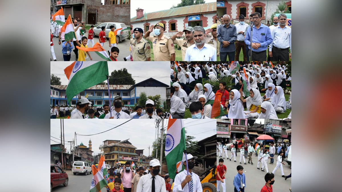 Azadi ka Amrit Mahotsav : ADC Anantnag flags-off Mega Tiranga Rally at Anantnag Anantnag : Under the banner of ‘Azadi ka Amrit Mahotsav’ and ‘Har Ghar Tiranga’ campaigns, the Additional Deputy Commissioner (ADC) Anantnag, Gh. Hassan Sheikh today flagged-off a Mega Tiranga Rally from Higher Secondary School, Khanabal to DC office, here. Hundreds of school children from various schools of the Anantnag Town, staff, officers and officials of various departments took part in the Rally carrying the National Flag.CEO Anantnag, Principal Higher Secondary, Khanabal and Anantnag also took part in the Rally. The Rally was organised to instill a sense of patriotic fervour among the people and students.Speaking on the occasion, ADC highlighted the role of the Har Ghar Tiranga campaign and impressed upon the gathering to vigorously take part in the campaign and appealed all to hoist the National Flag on their homes between August 13- 15.Later, Flag Hoisting Ceremony was also organised in Higher Secondary School, Girls Anantnag. Azadi Ka Amrit Mahotsav Azadi Ka Amrit Mahotsav, 75th Anniversary of Indian Independence, 75th years of Independence, Har ghar Tiranga, Kashmir, Jammu And Kashmir, Jammu & Kashmir, Kashmir Valley, Anantnag