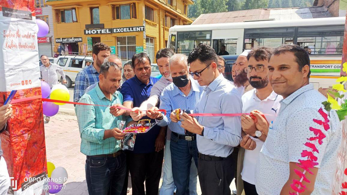 JK Admin, Director of Handicrafts and Handlooms, Mehmood Ahmad Shah, Pahalgam, Kashmir, Jammu And Kashmir, Jammu & Kashmir