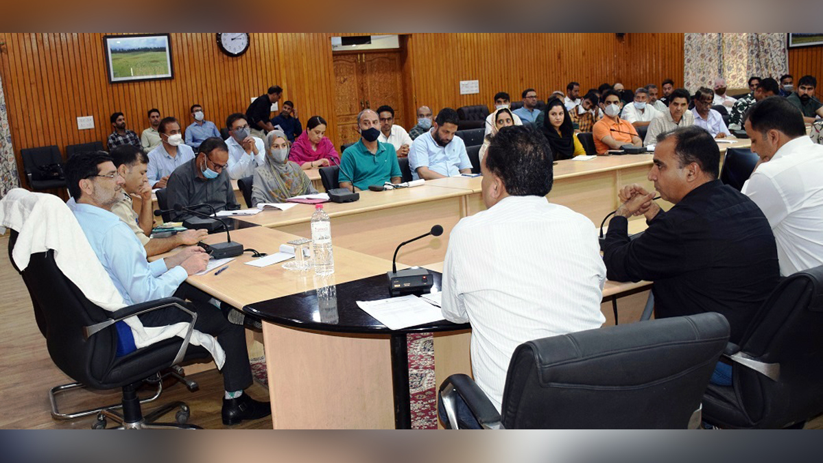 Budgam, Deputy Commissioner Budgam, DC Budgam, Shahbaz Ahmad Mirza, Kashmir, Jammu And Kashmir, Jammu & Kashmir, Azadi Ka Amrit Mohatsav, 75th Anniversary of Indian Independence, 75th years of Independence