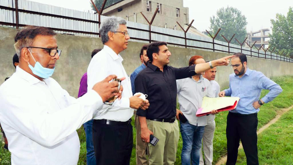 Srinagar, Deputy Commissioner Srinagar, Mohammad Aijaz Asad, Jammu, Kashmir, Jammu And Kashmir, Jammu & Kashmir, District Administration Srinagar