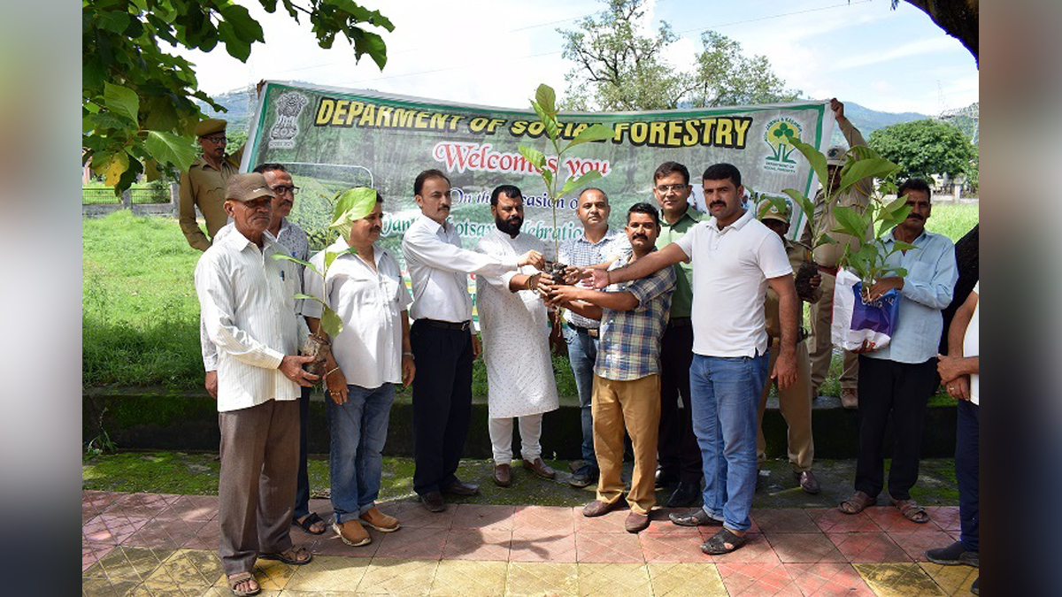 Azadi Ka Amrit Mahotsav, 75th Anniversary of Indian Independence, 75th years of Independence, Har ghar Tiranga, Kashmir, Jammu And Kashmir, Jammu & Kashmir, Kashmir Valley, Social Forestry Division Kathua