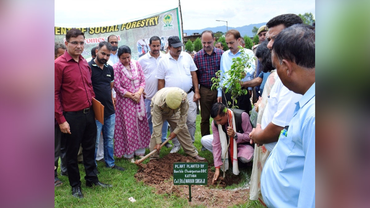 Azadi Ka Amrit Mahotsav, 75th Anniversary of Indian Independence, 75th years of Independence, Har ghar Tiranga, Kashmir, Jammu And Kashmir, Jammu & Kashmir, Kashmir Valley, Department of Social Forestry, Kathua