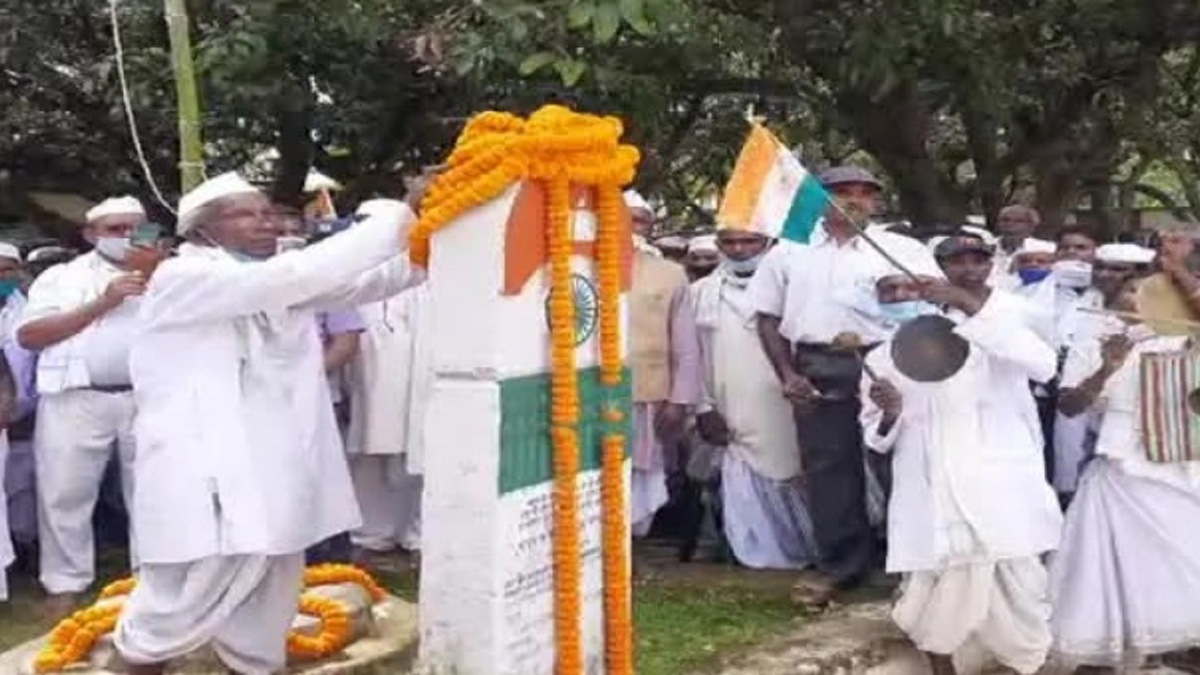 Who Are Tana Bhagats, Tana Bhagats, Jharkhand Tana Bhagats, Worshipping the Tricolour Daily, Tana Bhagats Jharkhand, History Of Tana Bhagats