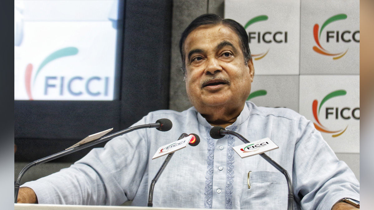 Diversify agriculture towards energy and power sectors : Nitin Gadkari