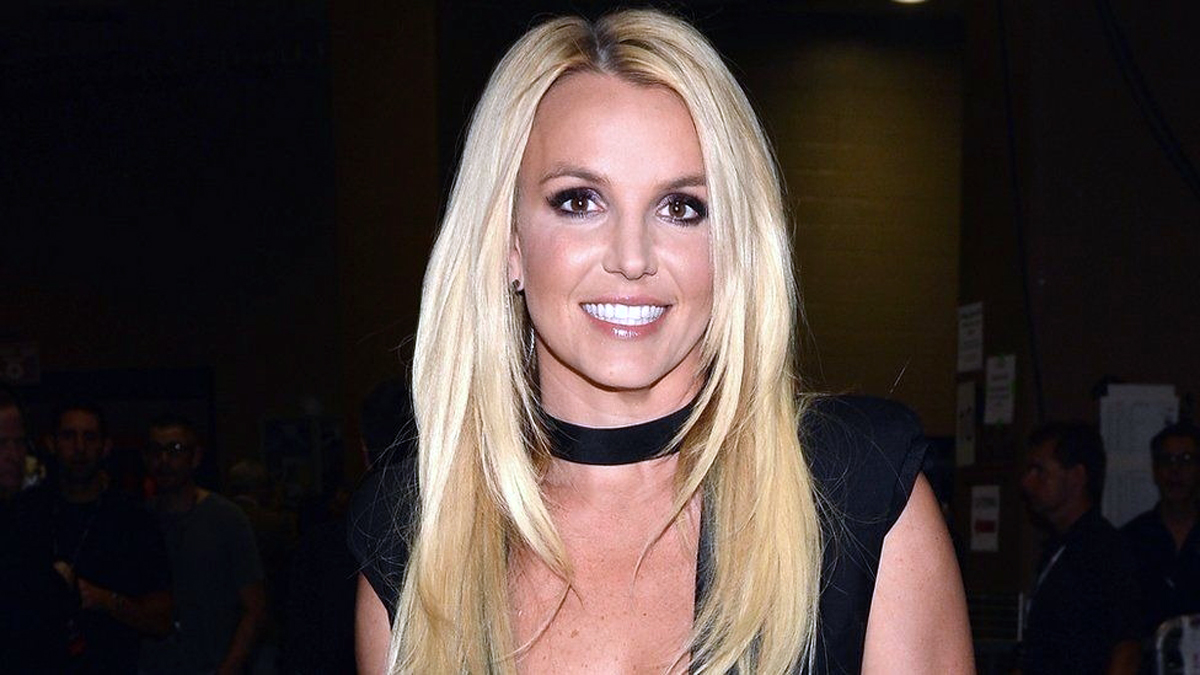 Hollywood, Los Angeles, Actress, Heroine, Britney Spears, Hold Me Closer, Tiny Dancer