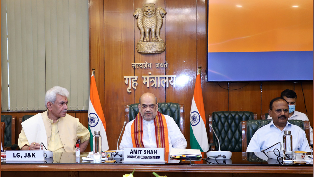 Amit Shah, Manoj Sinha, Lieutenant Governor J&K, Raj Bhavan, Jammu, Srinagar, Kashmir, Jammu And Kashmir, Jammu & Kashmir