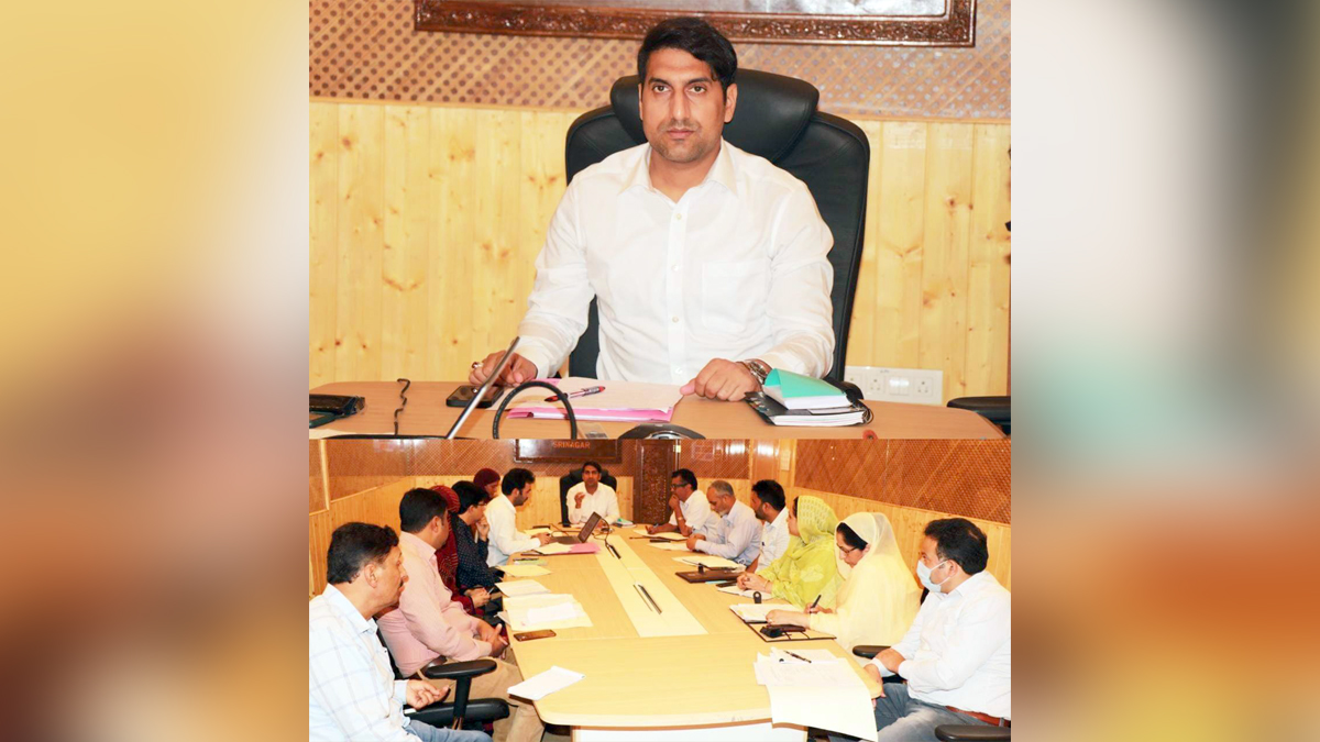 Srinagar, Deputy Commissioner Srinagar, Mohammad Aijaz Asad, Jammu, Kashmir, Jammu And Kashmir, Jammu & Kashmir, District Administration Srinagar