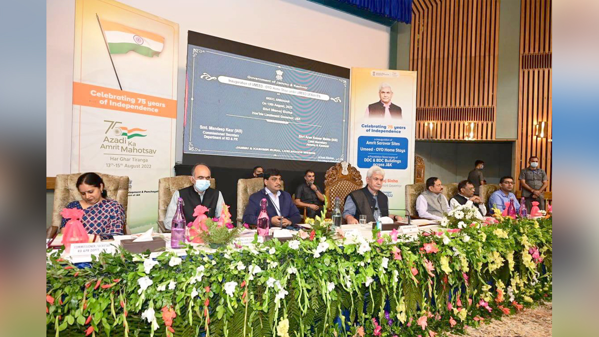 Manoj Sinha, Lieutenant Governor J&K, Raj Bhavan, Jammu, Srinagar, Kashmir, Jammu And Kashmir, Jammu & Kashmir, Azadi Ka Amrit Mahotsav, 75th Anniversary of Indian Independence, 75th years of Independence, Kashmir, Jammu And Kashmir, Jammu & Kashmir, Kashmir Valley, Har ghar Tiranga
