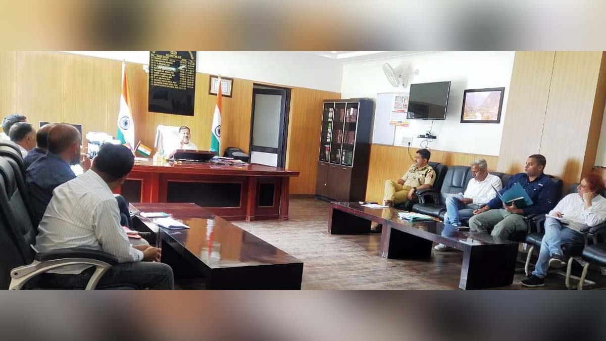 Kishtwar, DDC Kishtwar, District Development Commissioner Kishtwar, Ashok Sharma, Kashmir, Jammu And Kashmir, Jammu & Kashmir