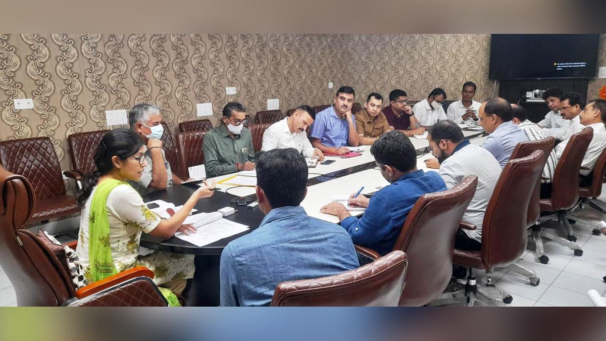 Jammu, Avny Lavasa, Deputy Commissioner Jammu, Kashmir, Jammu And Kashmir, Jammu & Kashmir, Booth Level Agents, BLAS, Piyush Dhotra