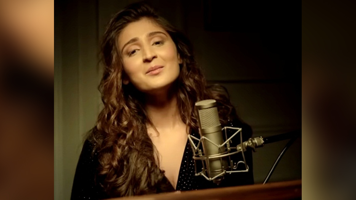 Music, Entertainment, Mumbai, Singer, Song, Mumbai News, Dhvani Bhanushali, Ek Tarfa, Dhvani Bhanushali New Song