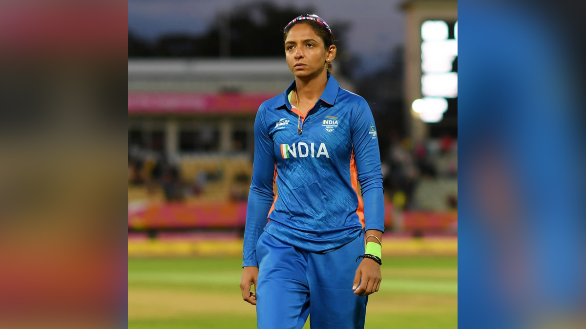 Sports News, Cricket, Cricketer, Player, Bowler, Batswoman, Nat Sciver, Harmanpreet Kaur