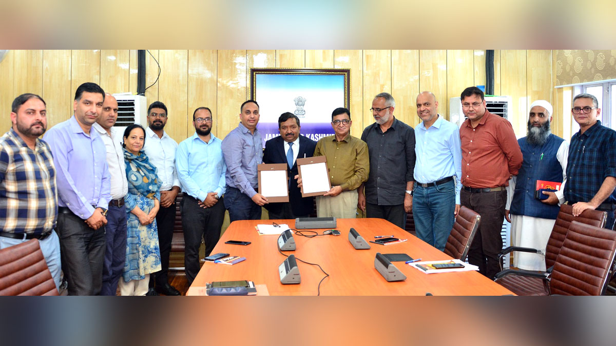 Dheeraj Gupta, Principal Secretary Housing and Urban Development Department, HUDD, Kashmir, Jammu And Kashmir, Jammu & Kashmir