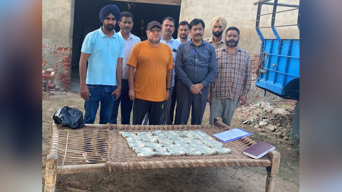 Vigilance Bureau, Crime News Punjab, Punjab Police, Police, Crime News, Punjab Vigilance Bureau, Parminder Singh Bajwa