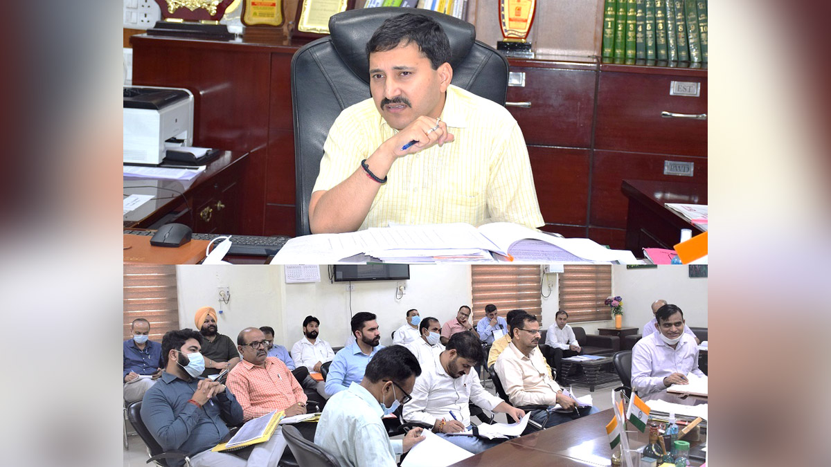 Kathua, DDC Kathua, District Development Commissioner Kathua, Rahul Pandey, Kashmir, Jammu And Kashmir, Jammu & Kashmir, Seema Suraksha Yojna, SSY