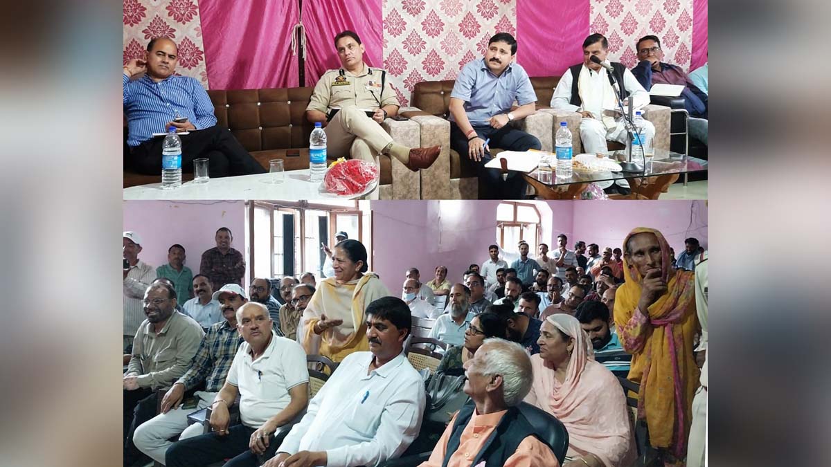 Kathua, DDC Kathua, District Development Commissioner Kathua, Rahul Pandey, Kashmir, Jammu And Kashmir, Jammu & Kashmir, District Administration Kathua, Block Diwas, Jan Abhiyan Camp, Jan Abhiyan, Jan Sunvayi, Jan Abhiyan, Jan Adhikar, Awami Muhim, Jan Abhiyan Program, Mega Block Diwas, Weekly Block Diwas