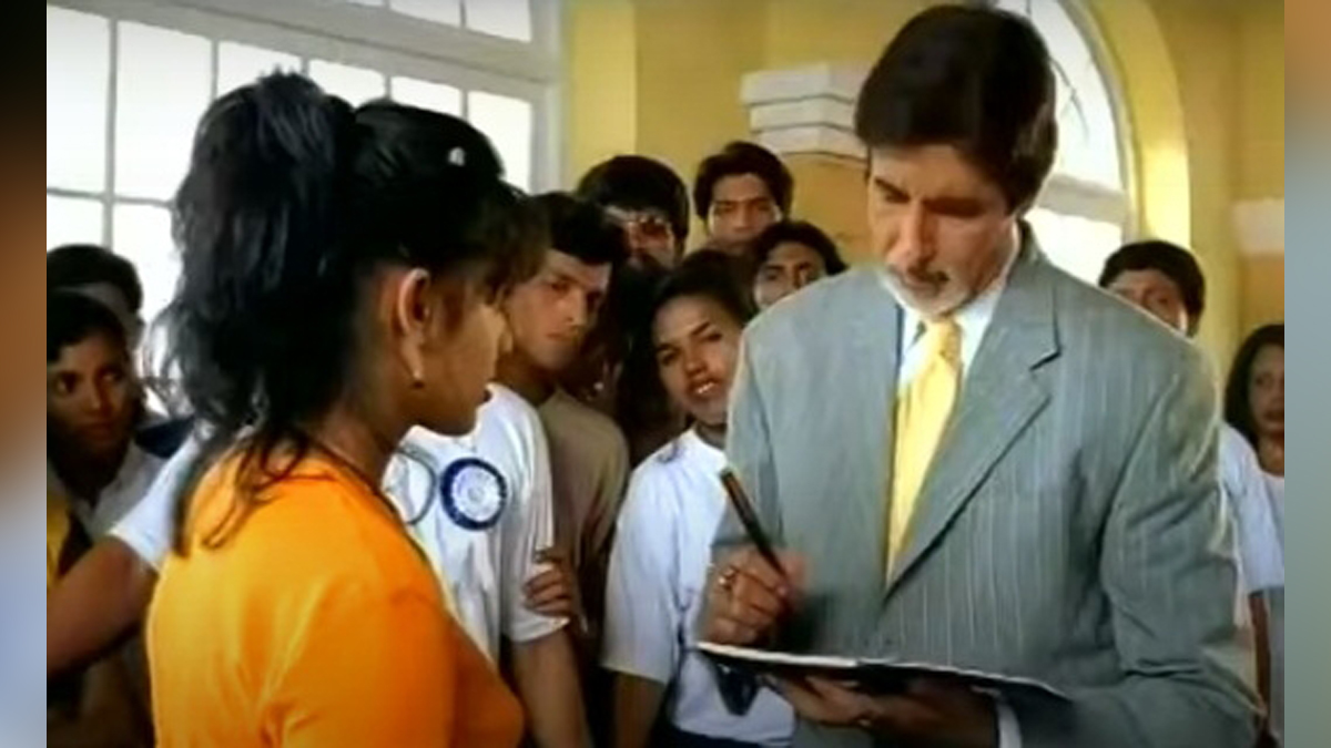 Genelia Deshmukh, Amitabh Bachchan, Bollywood, Entertainment, Mumbai, Actor, Actress, Cinema, Hindi Films, Movie, Mumbai News, Heroine