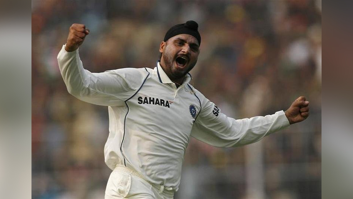 Sports News, Cricket, Cricketer, Player, Bowler, Batsman, Harbhajan Singh, Irfan Pathan, Bhilwara Kings, Manipal Tigers, Legends League Cricket, LLC, LNJ Bhilwara Group