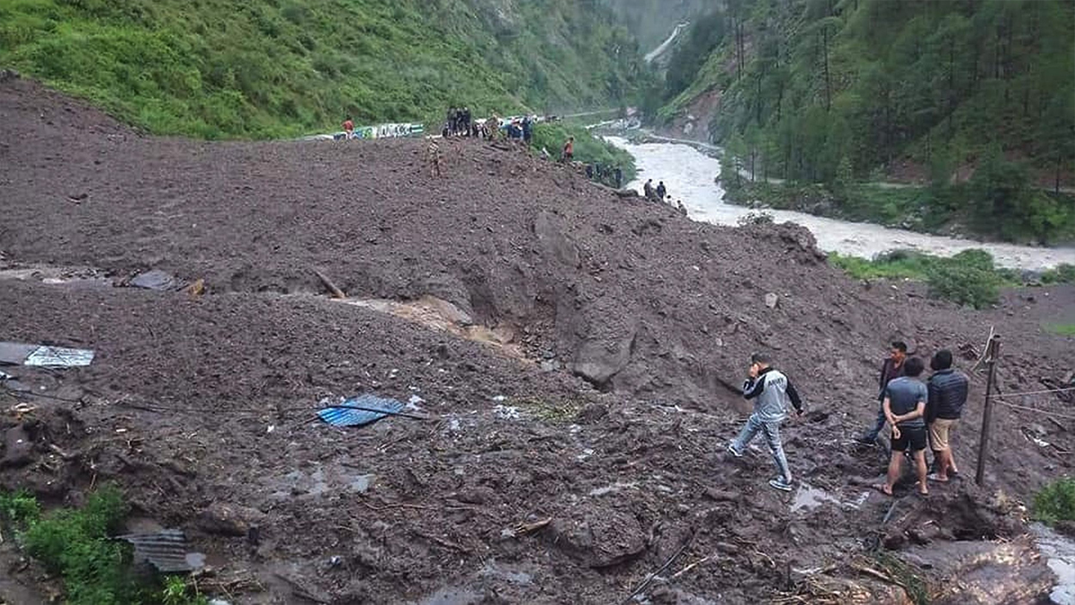 Hadsa World, Hadsa, Nepal, Landslide