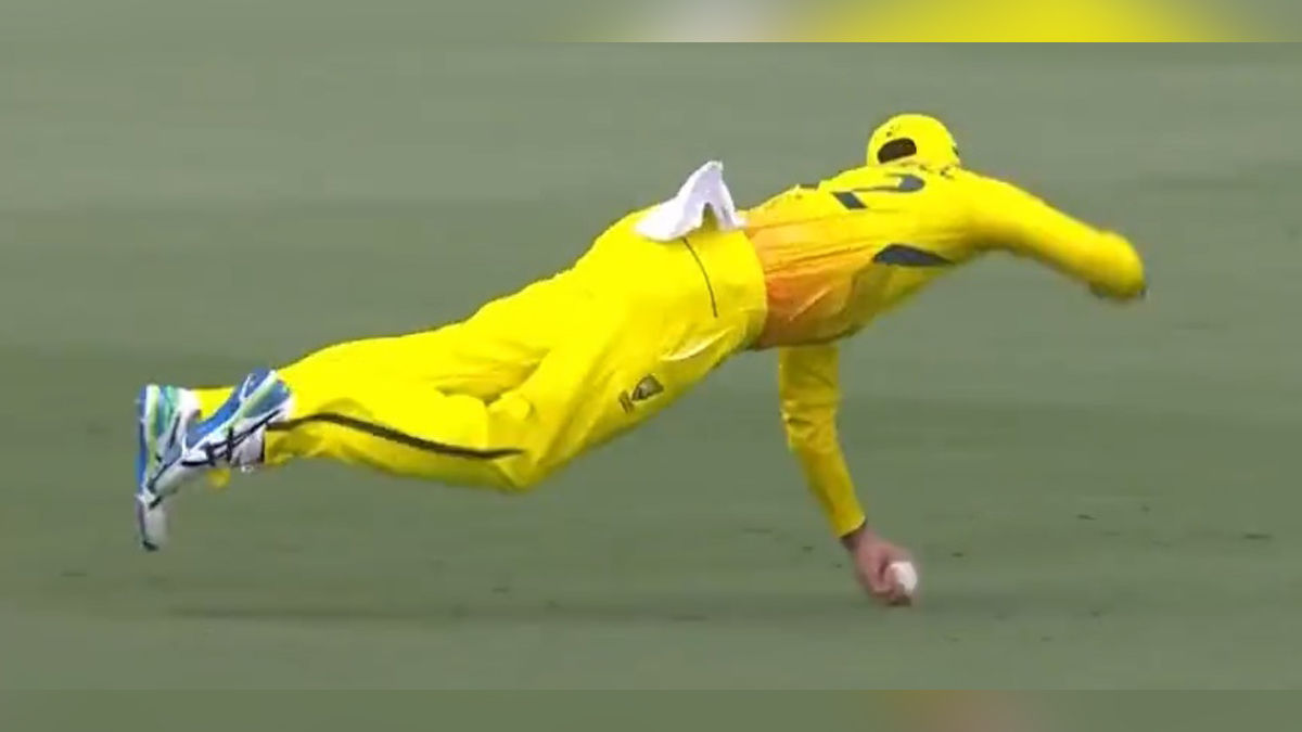Sports News, Cricket, Cricketer, Player, Bowler, Batsman, Glenn Maxwell, Martin Guptill, ODI Series, 1st ODI