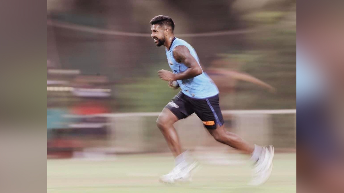 Sports News, Cricket, Cricketer, Player, Bowler, Batsman, Varun Aaron