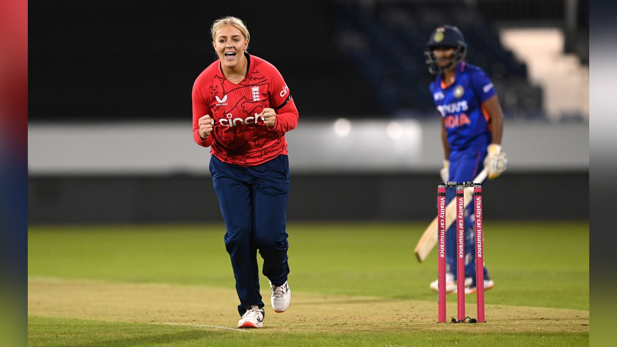 Sports News, Cricket, Cricketer, Player, Bowler, Batswoman, Sarah Glenn, ICC Womens T20I Bowler Rankings
