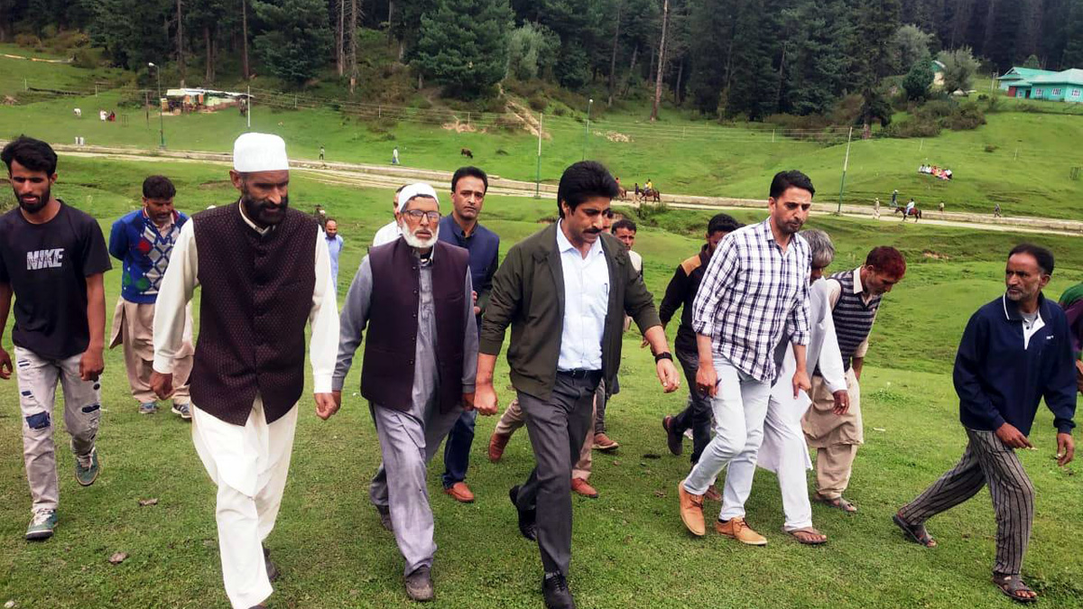 Budgam, Deputy Commissioner Budgam, DC Budgam, S F Hamid, Kashmir, Jammu And Kashmir, Jammu & Kashmir