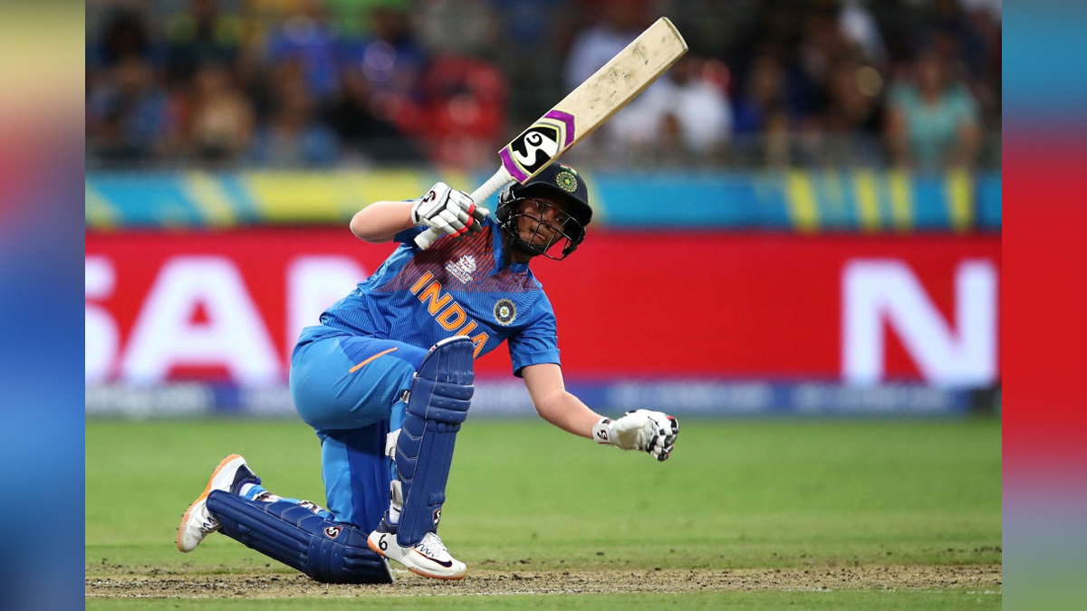 Sports News, Cricket, Cricketer, Player, Bowler, Batswoman, India Vs England, Ind Vs Eng, Harmanpreet Kaur, Deepti Sharma, Deepti Sharma Run Out, Charlie Dean