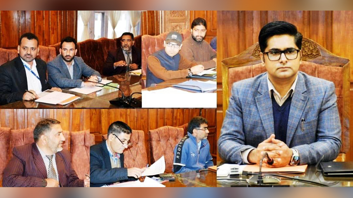 Bandipora, Deputy Commissioner Bandipora, Dr Owais Ahmad, Kashmir, Jammu And Kashmir, Jammu & Kashmir, District Administration Bandipora