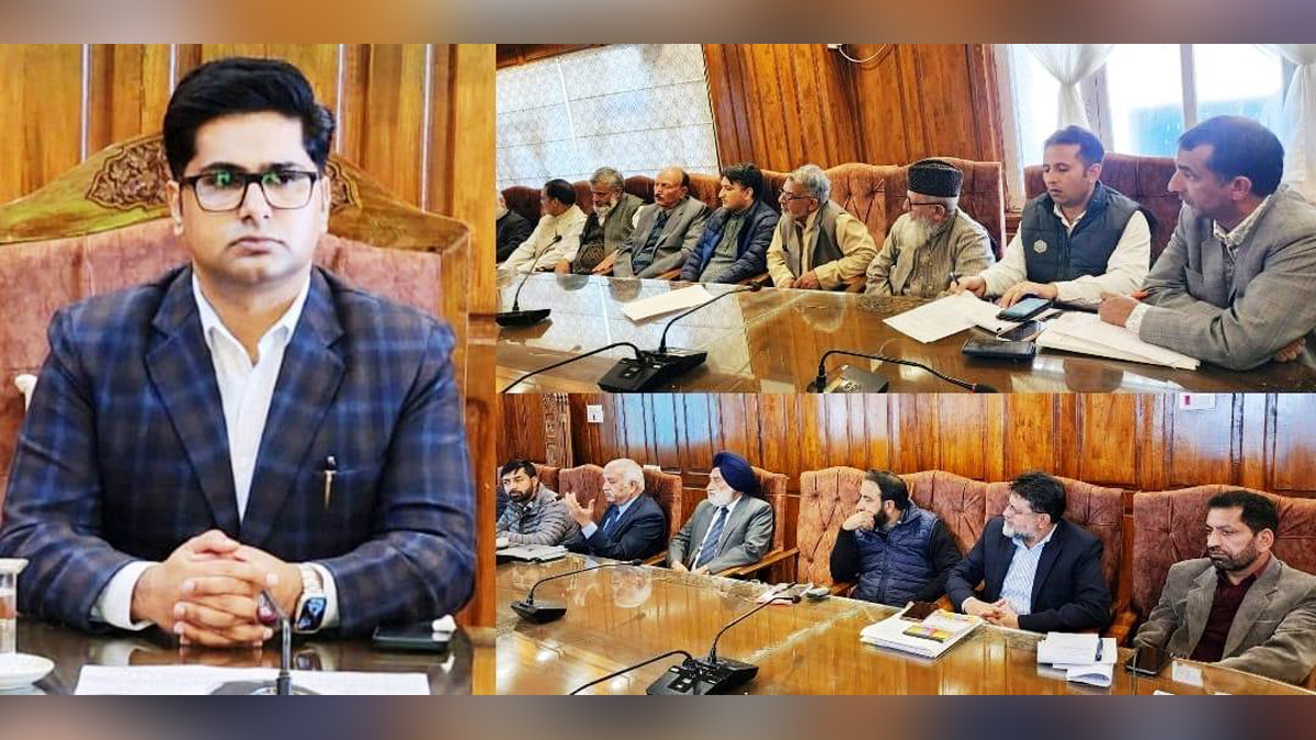 Bandipora, Deputy Commissioner Bandipora, Dr Owais Ahmad, Kashmir, Jammu And Kashmir, Jammu & Kashmir, District Administration Bandipora