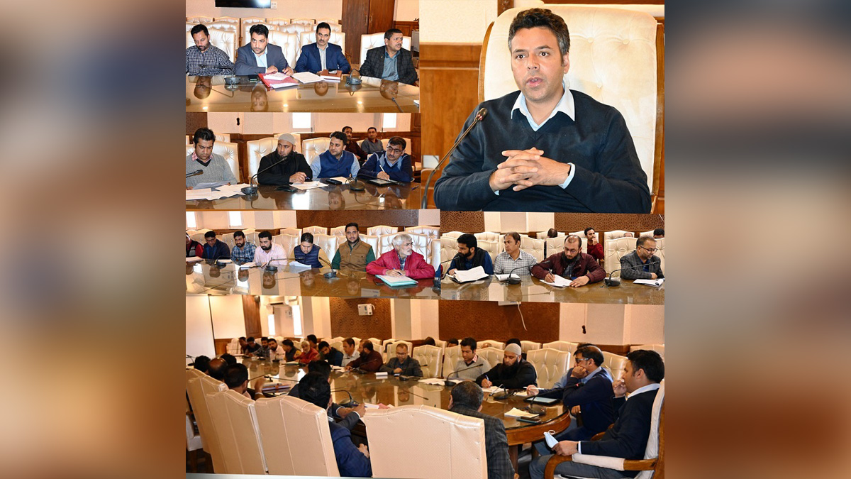 Kulgam, Deputy Commissioner Kulgam, Dr. Bilal Mohi-Ud-Din Bhat, Kashmir, Jammu And Kashmir, Jammu & Kashmir, District Administration Kulgam, B2V4