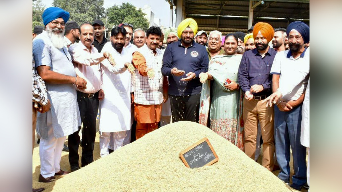 DC Jalandhar, Jaspreet Singh, Jalandhar, Deputy Commissioner Jalandhar, Raman Arora, Balkar Singh, AAP, Aam Aadmi Party, Aam Aadmi Party Punjab, AAP Punjab
