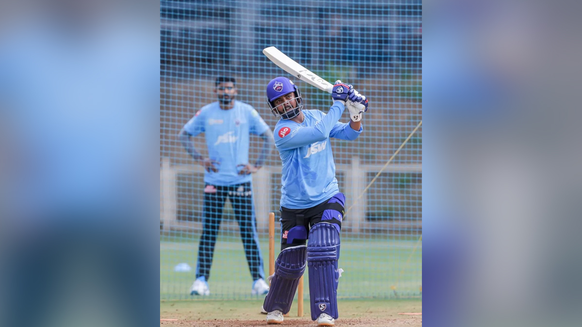 Sports News, Cricket, Cricketer, Player, Bowler, Batsman, Prithvi Shaw