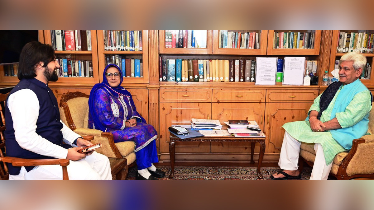 Manoj Sinha, Lieutenant Governor J&K, Raj Bhavan, Jammu, Srinagar, Kashmir, Jammu And Kashmir, Jammu & Kashmir, Musarat kar, Touseef Raina