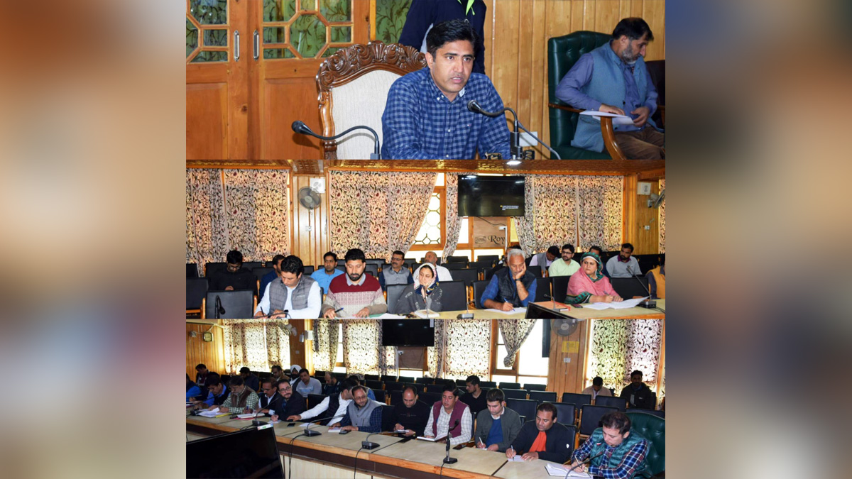 Pulwama, Deputy Commissioner Pulwama, Baseer ul Haq Chowdary, Kashmir, Jammu And Kashmir, Jammu & Kashmir, District Administration Pulwama