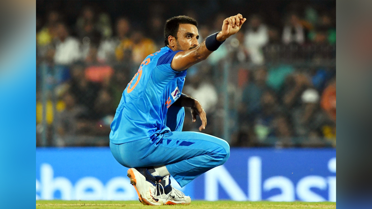Sports News, Cricket, Cricketer, Player, Bowler, Batsman, Rahul Dravid, Harshal Patel