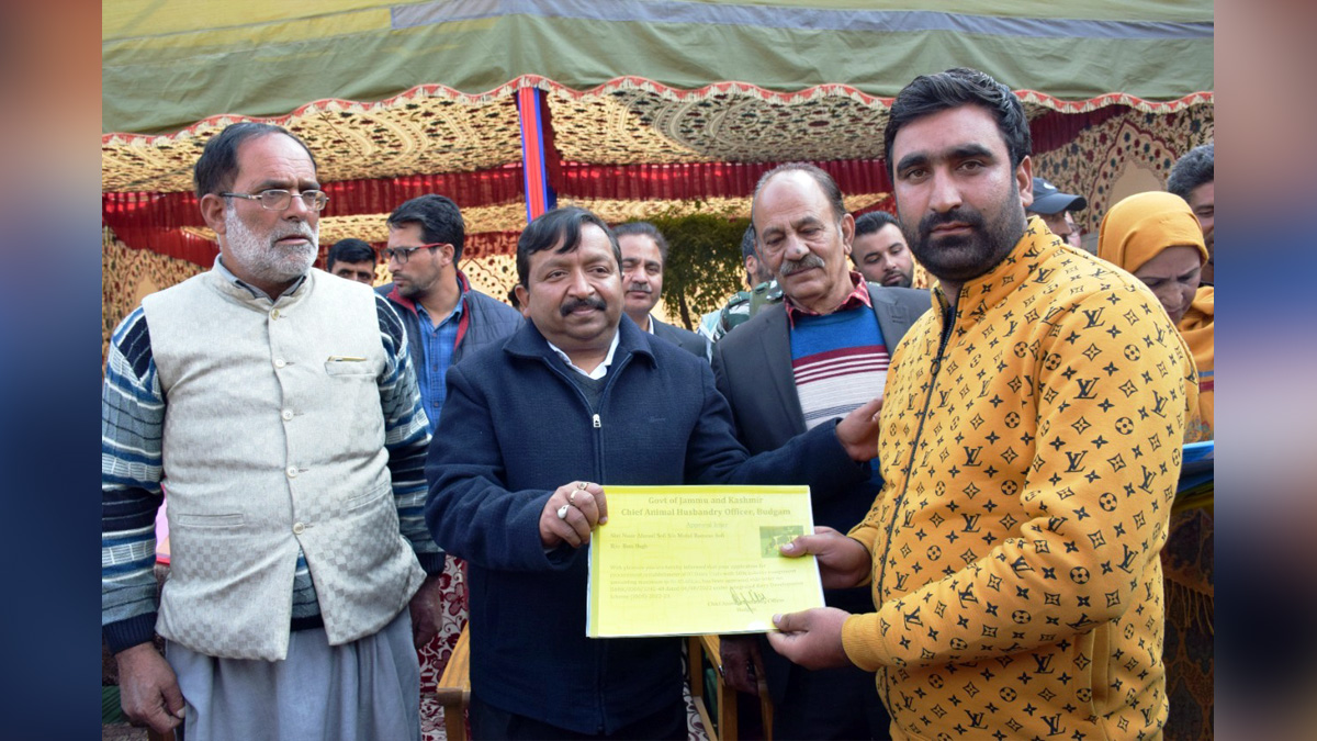Dheeraj Gupta, Principal Secretary Housing and Urban Development Department, HUDD, Kashmir, Jammu And Kashmir, Jammu & Kashmir
