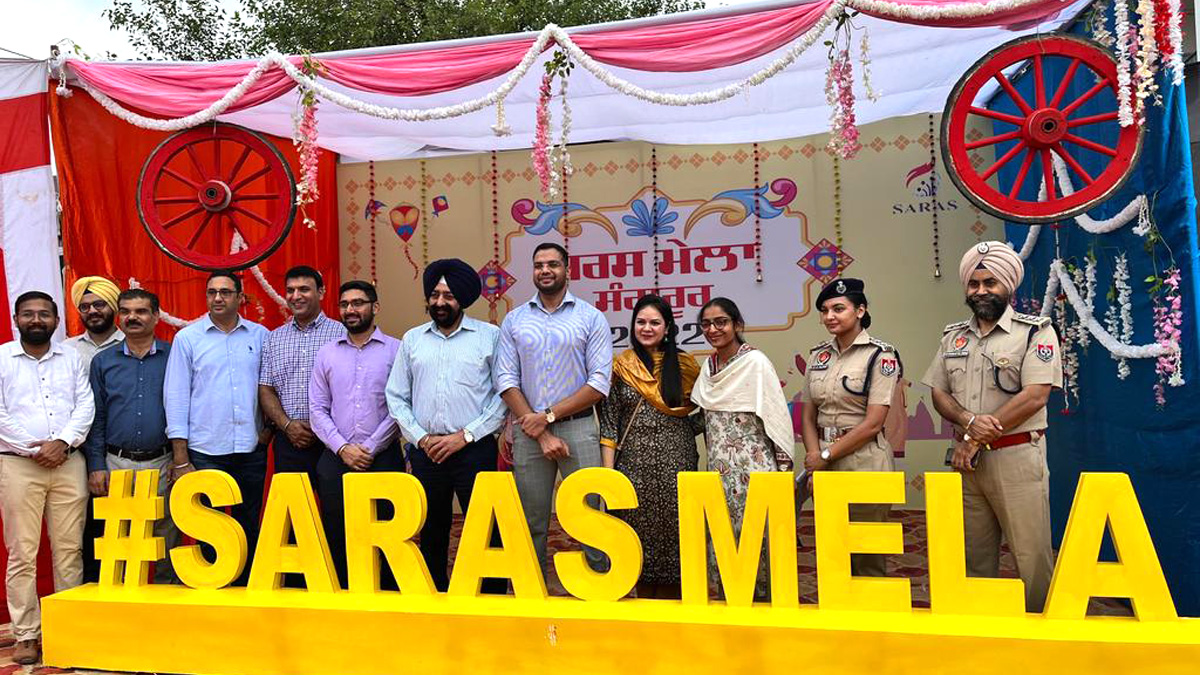 DC Sangrur, Deputy Commissioner Sangrur, Jitendra Jorwal, Sangrur, Saras Mela, Mandeep Singh Sidhu