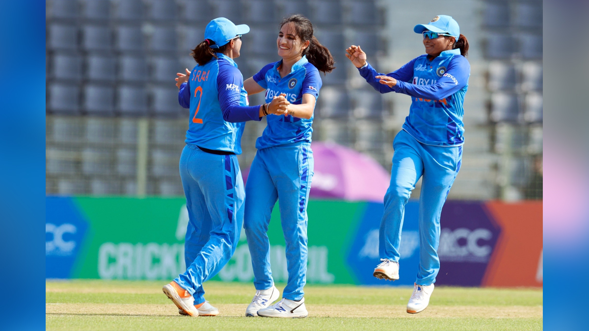 Sports News, Cricket, Cricketer, Player, Bowler, Batswoman, Women Cricket, Women Asia Cup 2022, India, Sri Lanka, India Vs Sri Lanka, Asia Cup 2022, Asia Cup 2022 Winner, Women Asia Cup 2022 Winner, India Women Asia Cup 2022 Winner, Women Asia Cup 2022 Winner India, Renuka Thakur, Smriti Mandhana