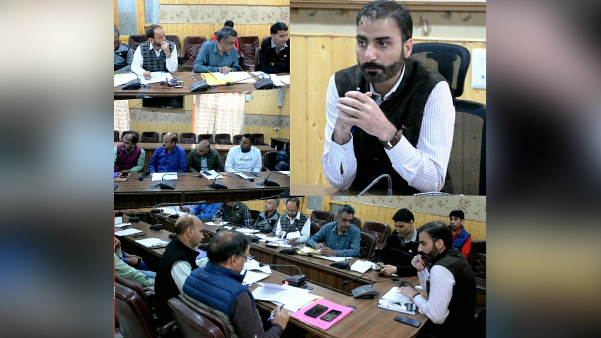 Anantnag, DDC Anantnag, Deputy Commissioner, Dr Basharat Qayoom, Kashmir, Jammu And Kashmir, Jammu & Kashmir, District Administration Anantnag, KPDCL