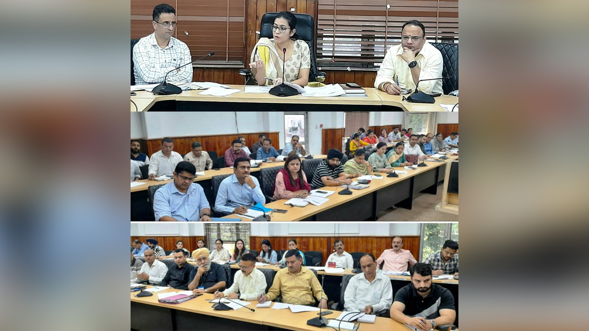 Jammu, Avny Lavasa, Deputy Commissioner Jammu, Kashmir, Jammu And Kashmir, Jammu & Kashmir, District Administration Jammu, B2V4