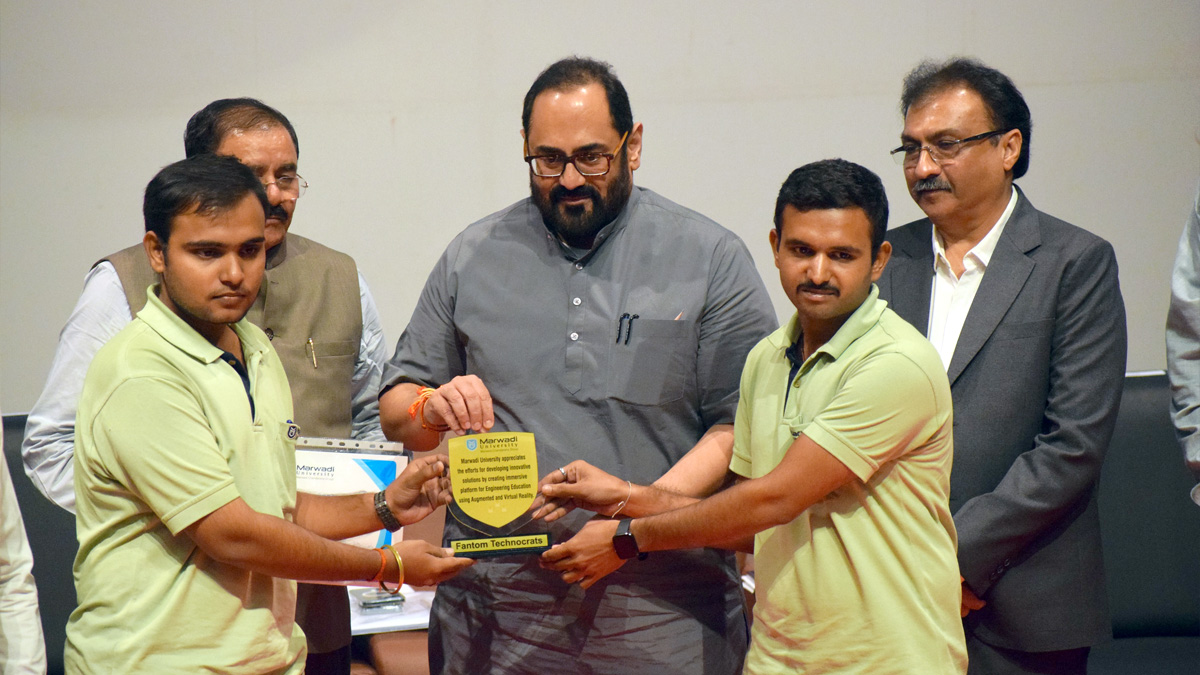 Rajeev Chandrasekhar, BJP, Bharatiya Janata Party,Marwadi University, Marwadi University Innovation and Incubation Research Centre, MUIIR, Mohanbhai Kundariya, Rambhai Mokariya, Ketanbhai Marwadi, Jitubhai Chandarana, Jeetubhai Marwadi, Hiranmay Mahanta, Naresh Jadeja